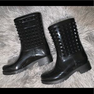 VALENTINO Studded Rock Star Rain Boots Size 39/7.5